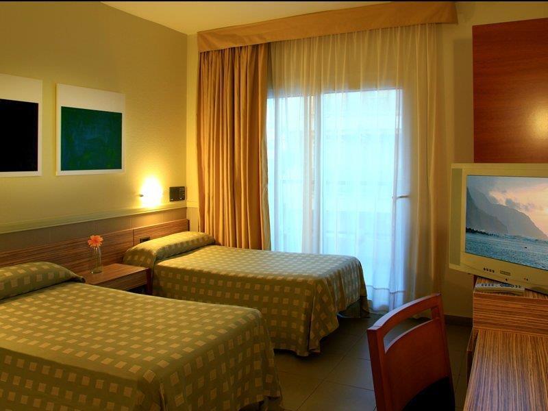 Aqua Hotel Promenade & Spa 4Sup Pineda de Mar Exteriör bild